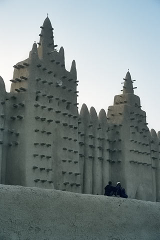http://www.transafrika.org/media/Bilder Mali/djenne moschee.jpg